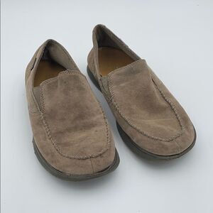 Patagonia Men's Tan suede slip on Loafers size 11.5